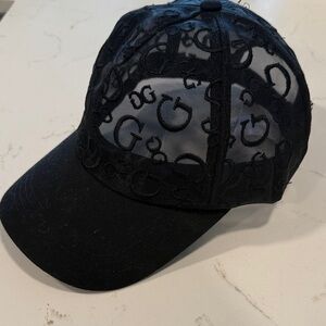 Guess Black Mesh Logo Cap